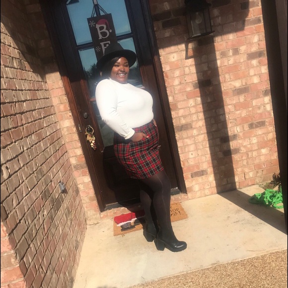 Forever 21 Plaid Skirt - Picture 2 of 2